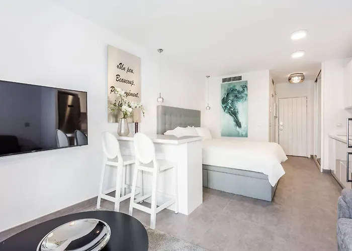 By Riva - Outstanding, Contemporary In Puerto Banus Gardens Apartment Marbella